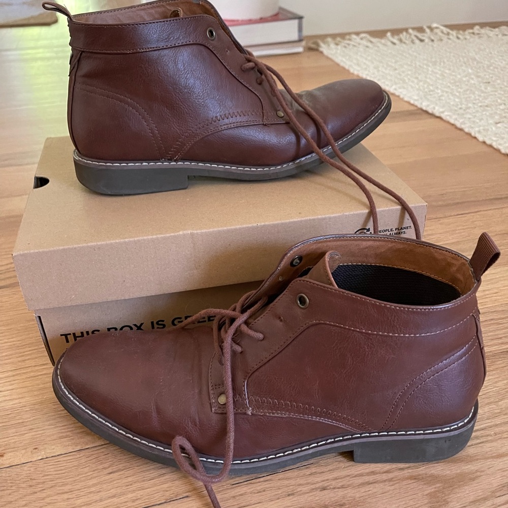 Guess Brown Boot